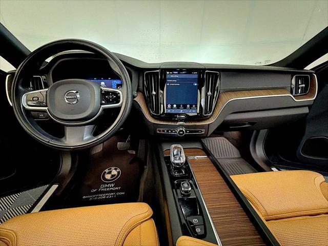 2022 Volvo XC60 B5 Inscription