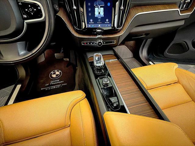 2022 Volvo XC60 B5 Inscription