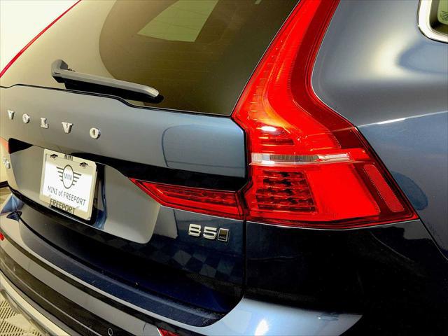 2022 Volvo XC60 B5 Inscription