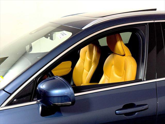 2022 Volvo XC60 B5 Inscription