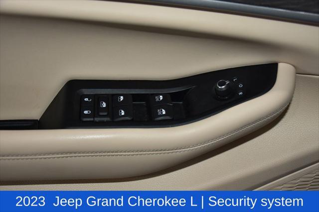 2023 Jeep Grand Cherokee L Limited 4x4