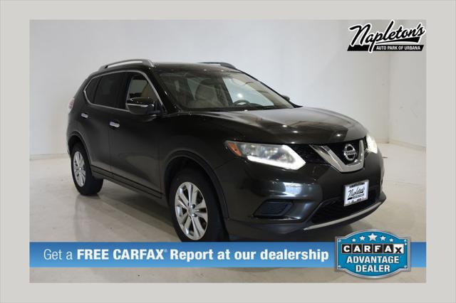 2015 Nissan Rogue SV for sale in URBANA, IL