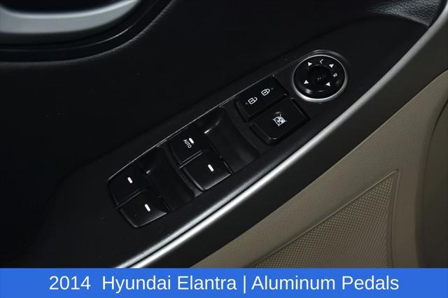 2014 Hyundai Elantra GT Base
