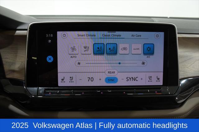 2025 Volkswagen Atlas 2.0T SE w/Technology
