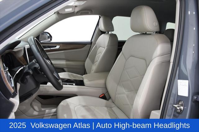 2025 Volkswagen Atlas 2.0T SE w/Technology