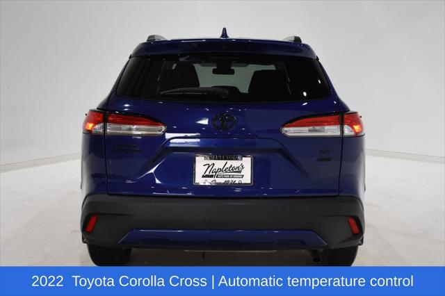 2022 Toyota Corolla Cross LE