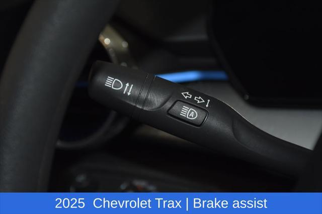 2025 Chevrolet Trax FWD LT