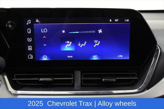 2025 Chevrolet Trax FWD LT