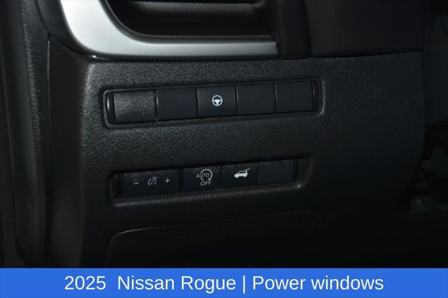 2025 Nissan Rogue SV FWD