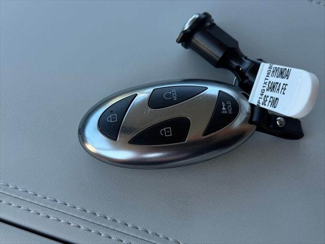 2026 Hyundai Santa Fe Hybrid SE