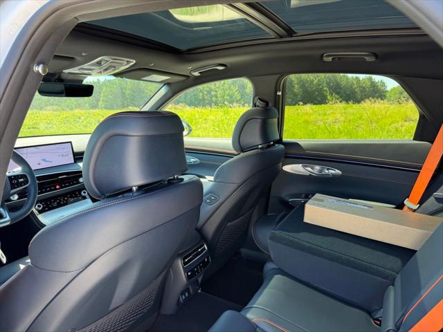 2026 Genesis GV70 2.5T Sport Prestige