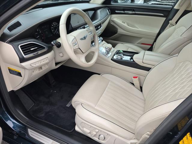 2022 Genesis G90 3.3T Premium RWD