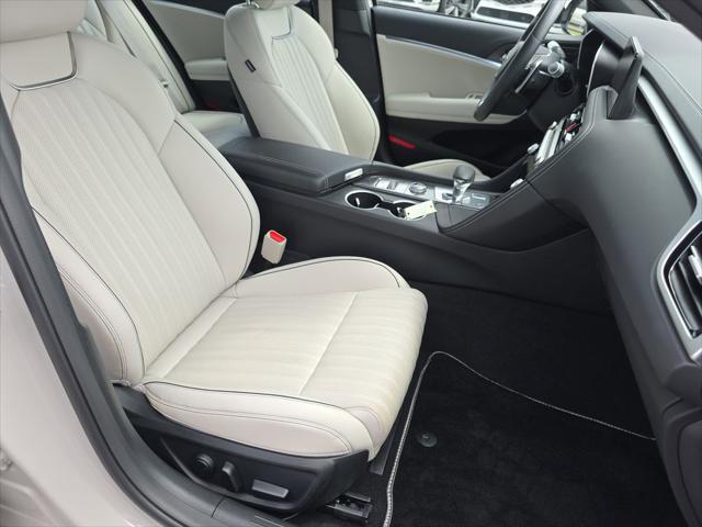 2026 Genesis G70 3.3T RWD Sport Prestige