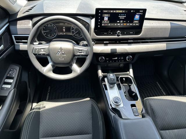 2025 Mitsubishi Outlander ES 2.5 2WD