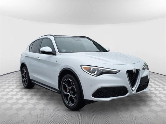 2022 Alfa Romeo Stelvio Ti AWD