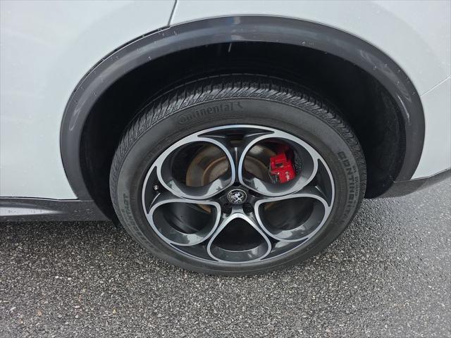 2022 Alfa Romeo Stelvio Ti AWD