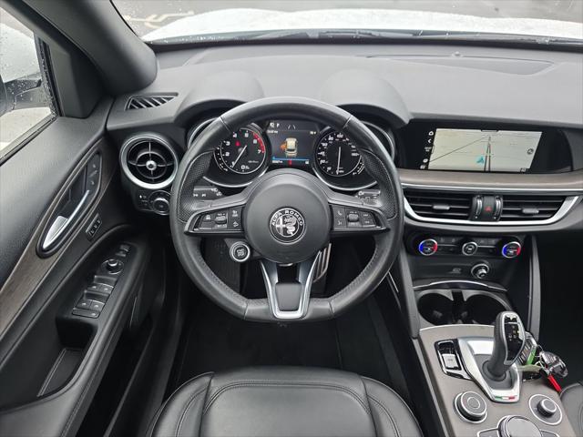 2022 Alfa Romeo Stelvio Ti AWD