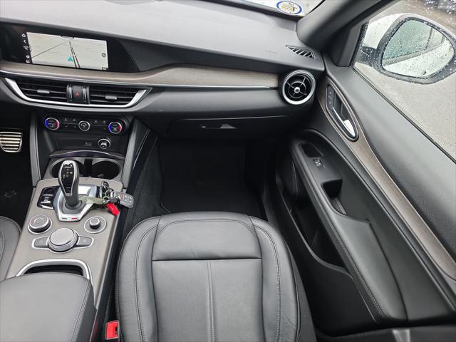 2022 Alfa Romeo Stelvio Ti AWD