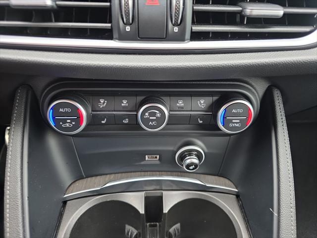 2022 Alfa Romeo Stelvio Ti AWD