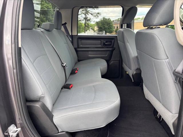 2017 Ram 1500 Express Crew Cab 4x2 5'7" Box