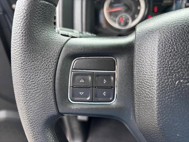 2017 Ram 1500 Express Crew Cab 4x2 5'7" Box