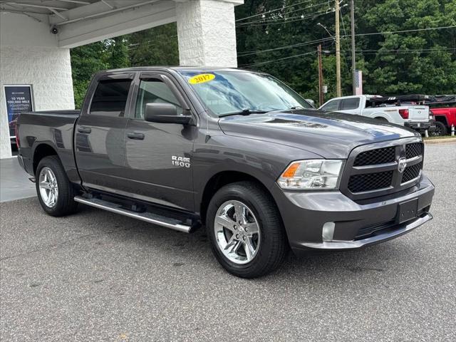 2017 Ram 1500 Express Crew Cab 4x2 5'7" Box