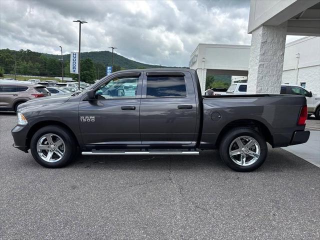 2017 Ram 1500 Express Crew Cab 4x2 5'7" Box