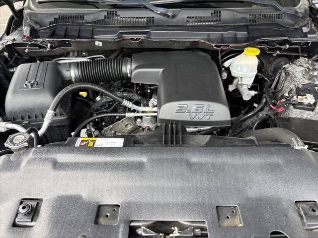 2017 Ram 1500 Express Crew Cab 4x2 5'7" Box