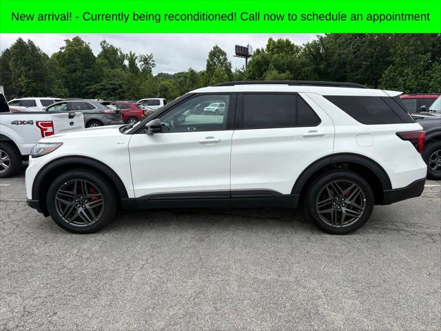 2025 Ford Explorer ST-Line