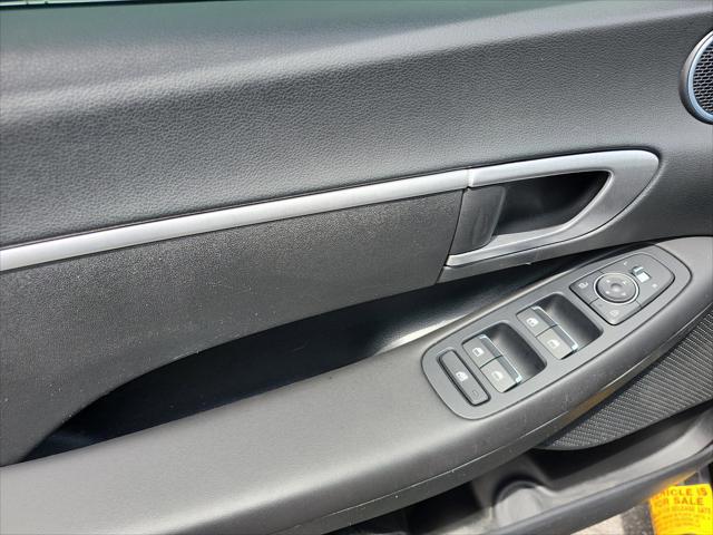 2023 Hyundai Sonata SE