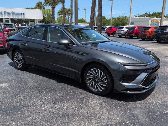 2025 Hyundai Sonata Hybrid Limited