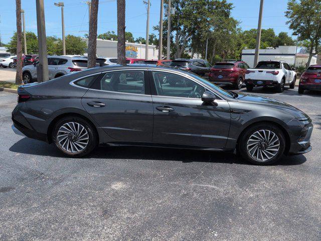 2025 Hyundai Sonata Hybrid Limited