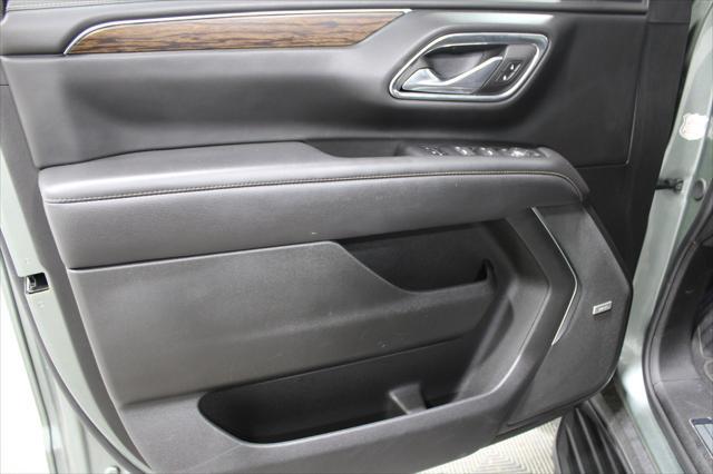 2023 Chevrolet Suburban 2WD Premier