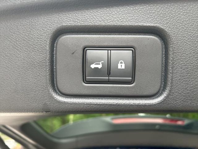 2023 Nissan Pathfinder SV 4WD