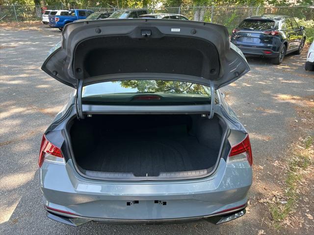 2021 Hyundai Elantra Limited