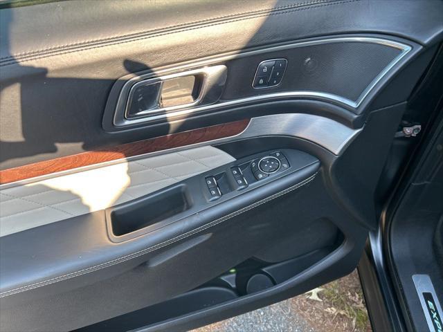 2017 Ford Explorer Platinum