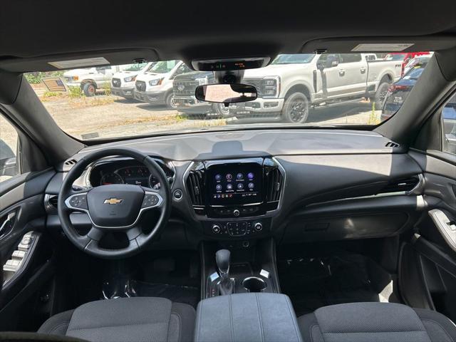 2023 Chevrolet Traverse FWD LT Cloth
