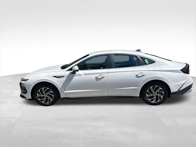 2026 Hyundai Sonata Hybrid Blue