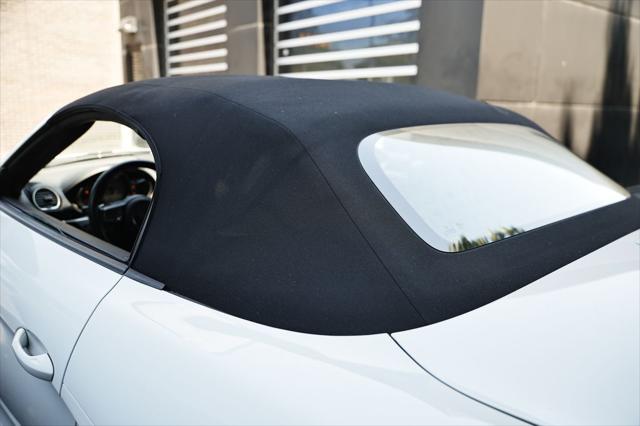 2025 Porsche 718 Boxster S