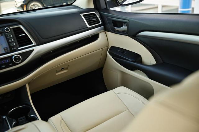 2017 Toyota Highlander Hybrid XLE