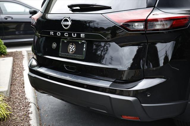 2025 Nissan Rogue SV FWD