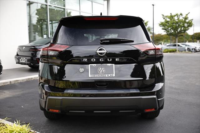 2025 Nissan Rogue SV FWD