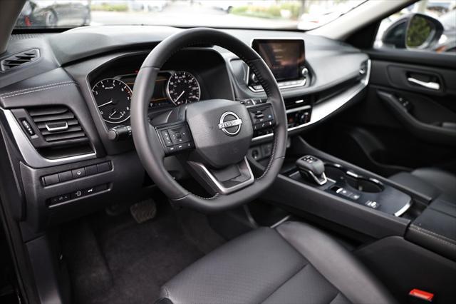 2025 Nissan Rogue SV FWD