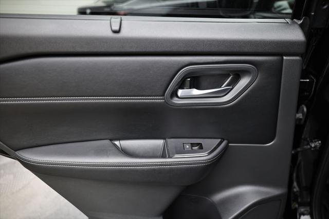 2025 Nissan Rogue SV FWD
