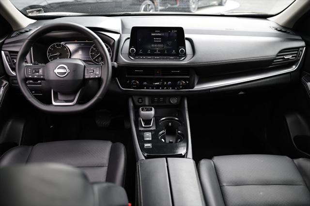 2025 Nissan Rogue SV FWD