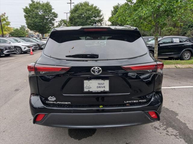 2024 Toyota Highlander Limited