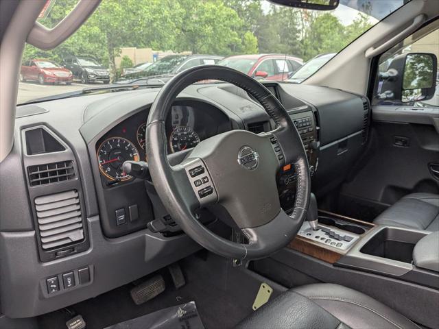 2010 Nissan Titan LE