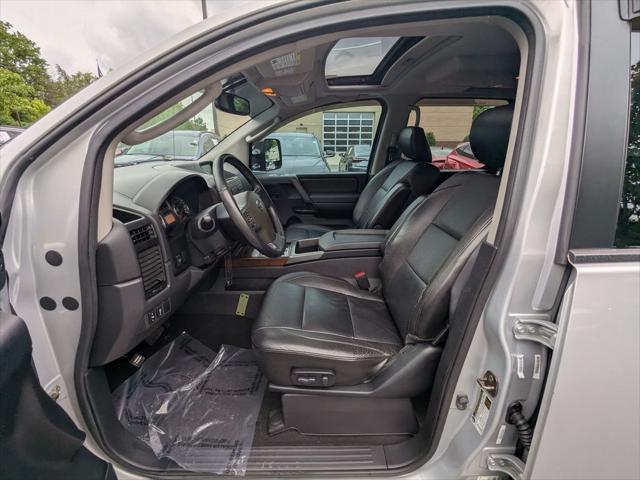 2010 Nissan Titan LE