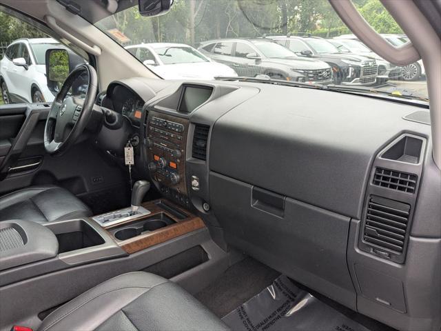 2010 Nissan Titan LE