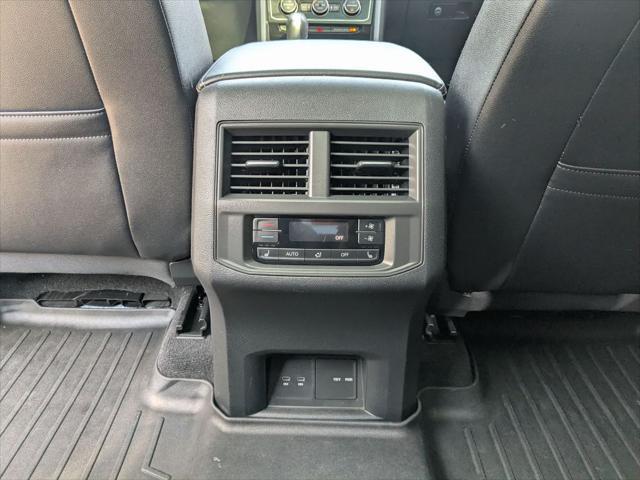 2023 Volkswagen Atlas 3.6L V6 SEL Premium R-Line